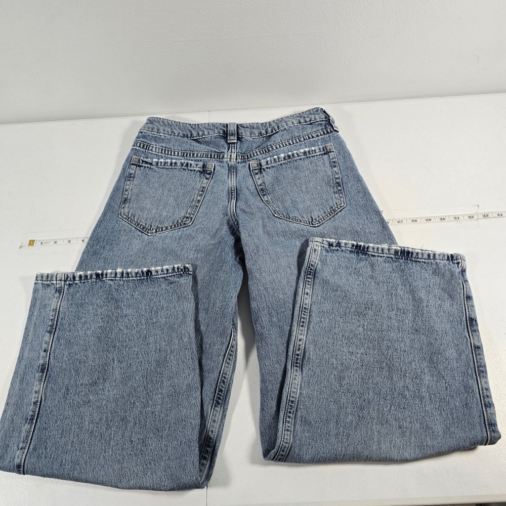Hollister Low-Rise Super Baggy Jeans Medium Wash Blue Denim 6R W28 Regular - Picture 2 of 8